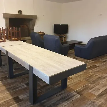 Ferienhaus De Caractere A La Campagne Avec Piscine Gorron
